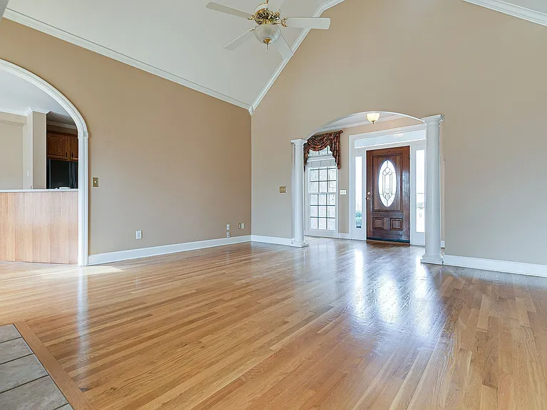 4115 Jensome Ln — Photo 10