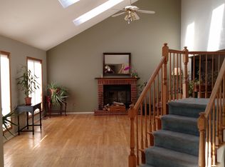 64 Palane N, Calverton, NY 11933