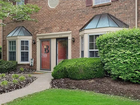 319 Lakebrink Dr, Nashville, TN 37214