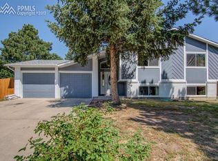 5610 Gunshot Pass Dr, Colorado Springs, CO 80917