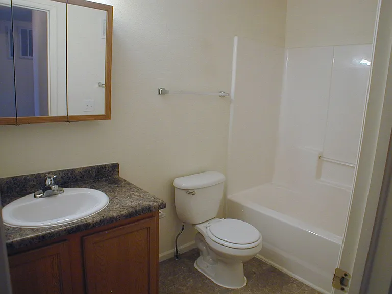 308 Snyder Ave — Photo 5