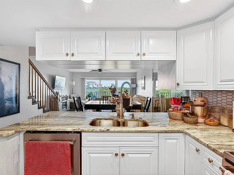 14793 Seminole Trl — Photo 10