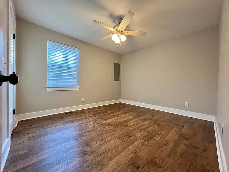 604 Rudolph Ave — Photo 18