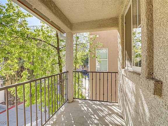 5th image of 4793 Cannon Hill Ct