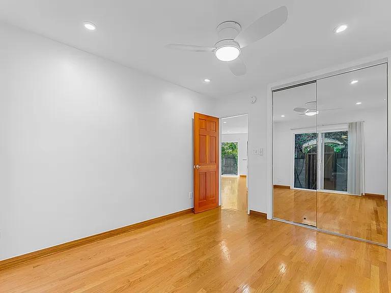 1701 Washington Way #2 — Photo 10