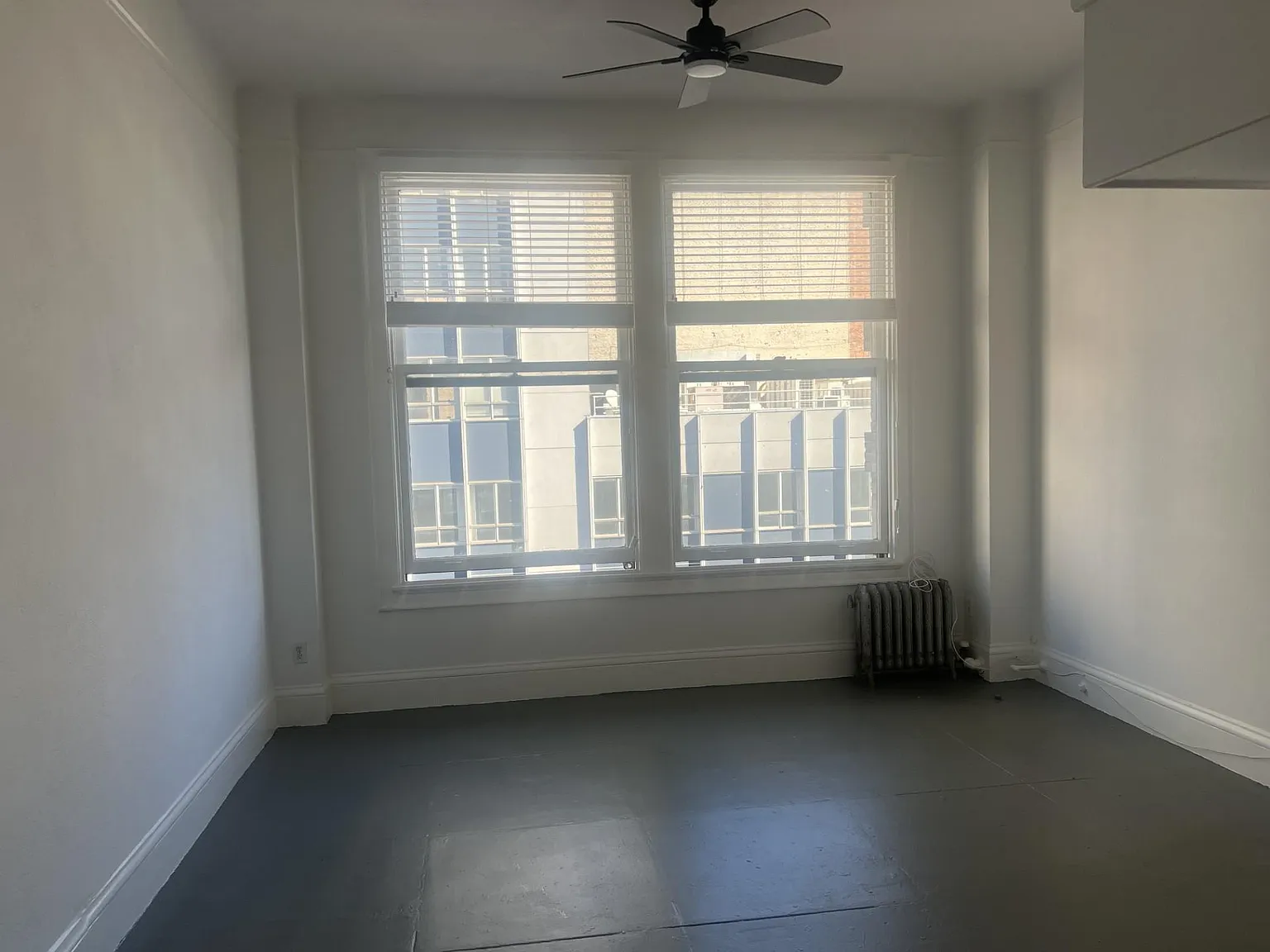 Studio, $1,390 — Photo 4