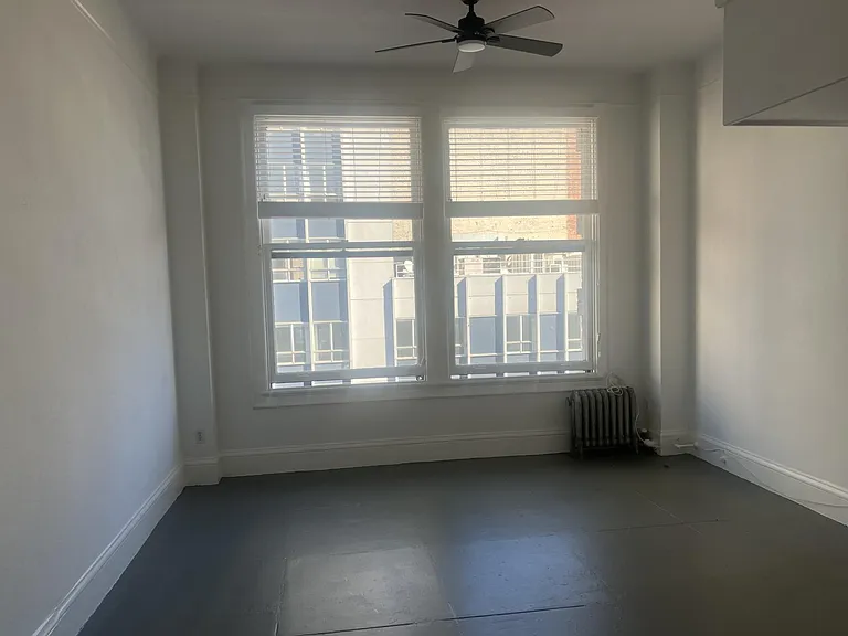 1005 Market St #410 — Photo 4