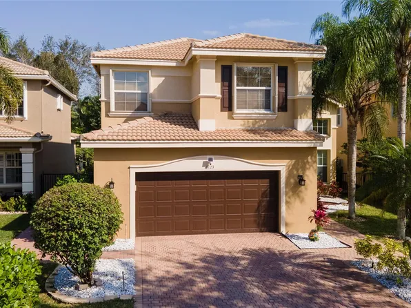 8123 Emerald Winds Circle, Boynton Beach, FL 33473