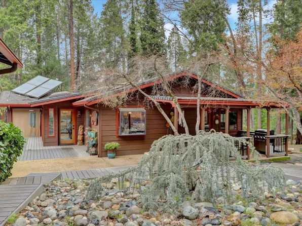 14528 Little Hill Ln, Grass Valley, CA 95945