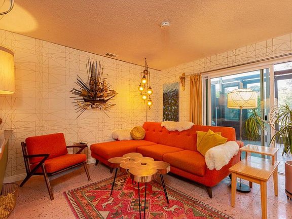 3rd image of 1775 Oceanaire Ct #A