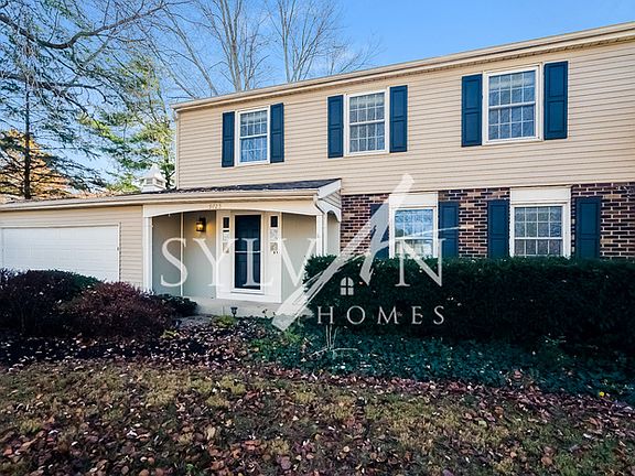 2nd image of 9725 Merry Ln NW