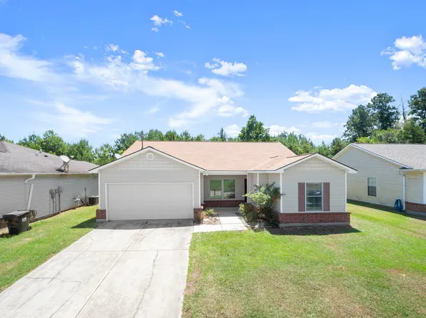 22898 Sabine Dr, Denham Springs, LA 70726