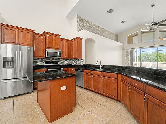 3rd image of 10741 Breaking Rocks Dr