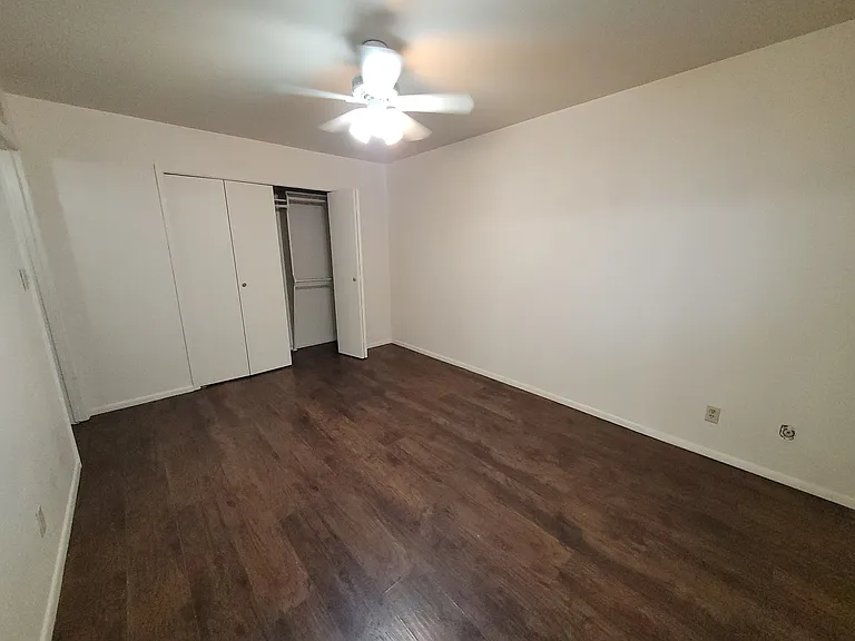 3139 E Glenrosa Ave #2 — Photo 11