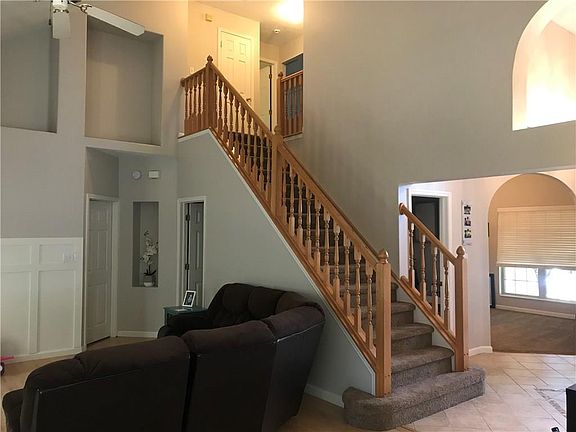 5th image of 7986 Cobblesprings Dr