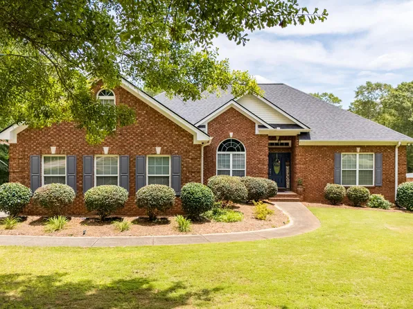 475 Harbour Shores Dr, Jackson, GA 30233
