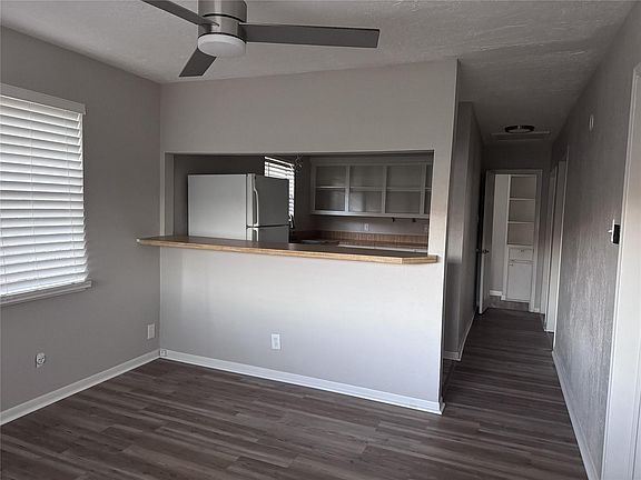 3rd image of 600 Saint Lawrence River Rd