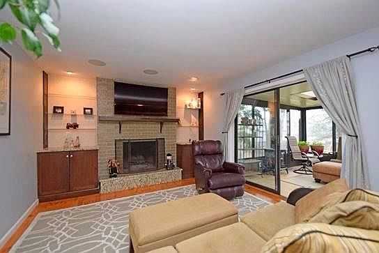 2nd image of 8065 Eastdale Dr
