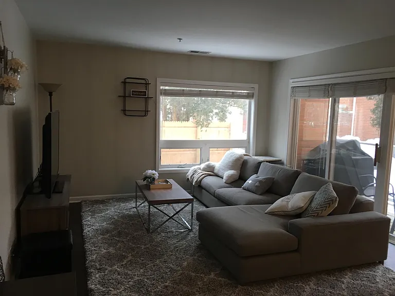 1635 N Milwaukee Ave #103 — Photo 2