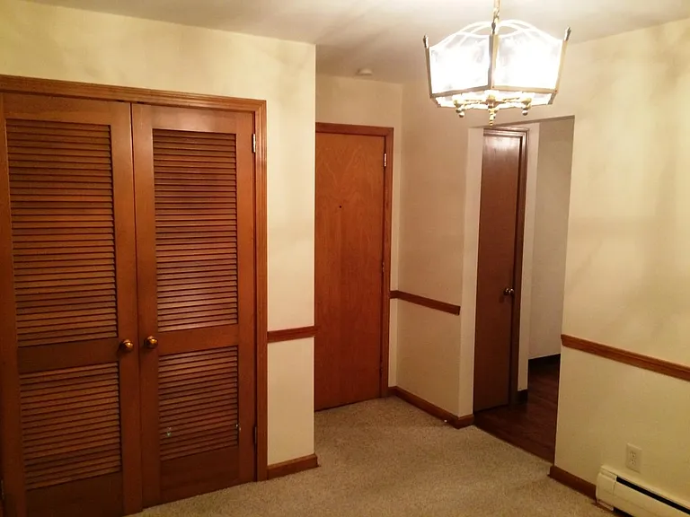 5033 Forest Park Pl #4 — Photo 4