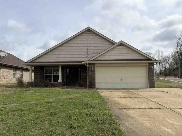 8802 Arendale Dr, Southaven, MS 38671