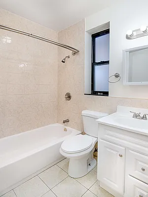 Rented by Nest Seekers International | media 13