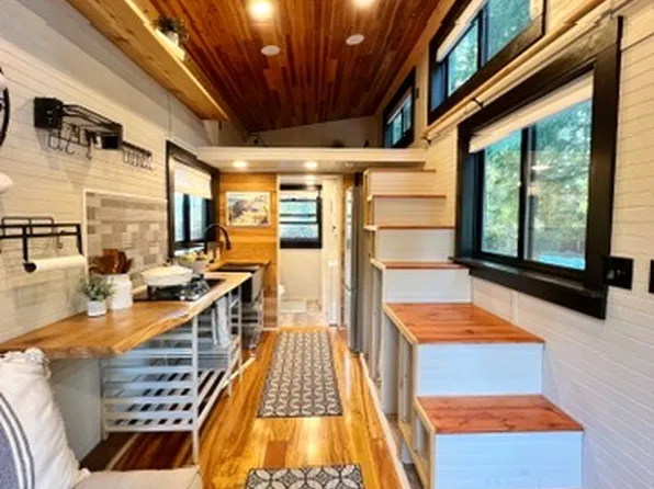 18220 Snohomish Ave, Snohomish, WA 98296