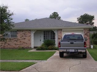 736 Goucher St, Gretna, LA 70056