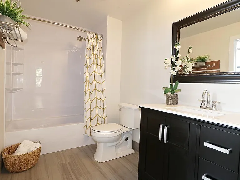 523 Grand Blvd #2F — Photo 10