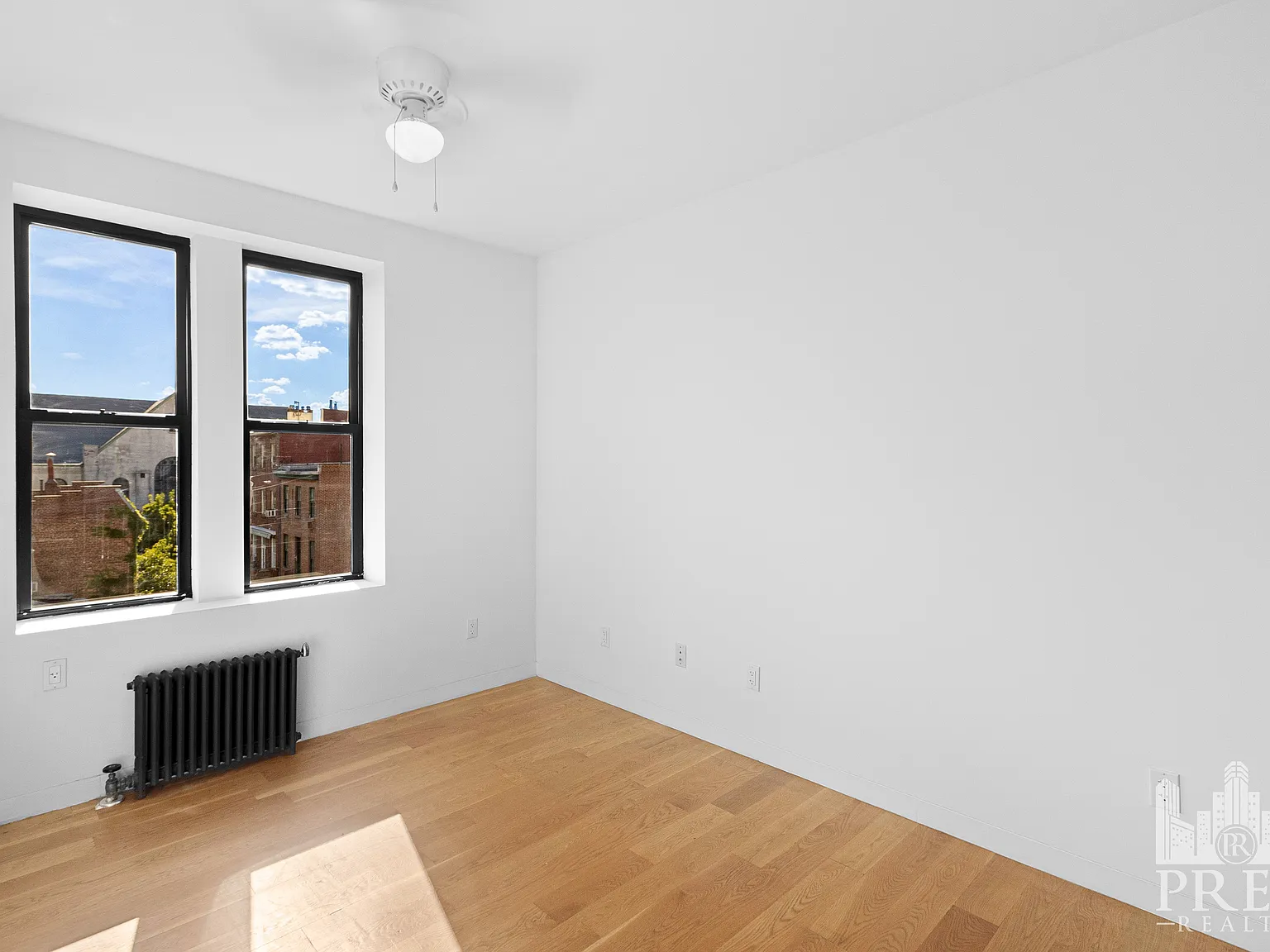 227 Waverly Place — Photo 2