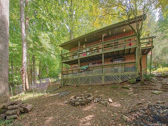 3rd image of 49 Canary Ln