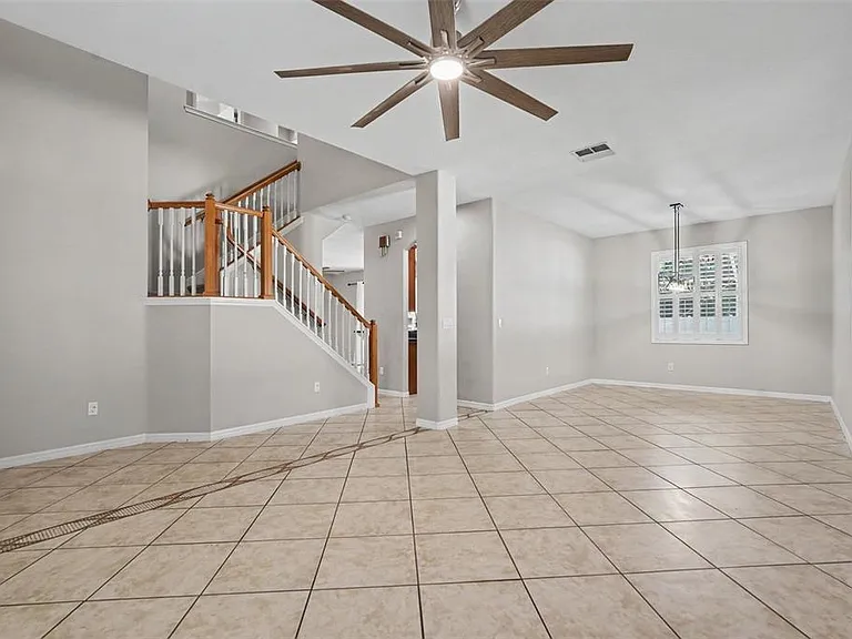 301 Fern Gulley Dr — Photo 4