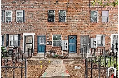 1756 Gales St NE Photo 1