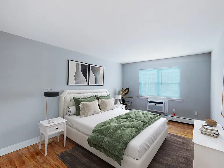 Wyndmoor Apartments — Photo 19