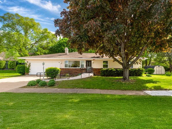 124 Naden Ct, Yorkville, IL 60560