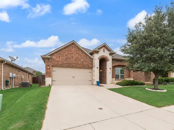1305 Cheyenne Dr, Aubrey, TX 76227