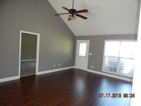2nd image of 2908 Harris Ave