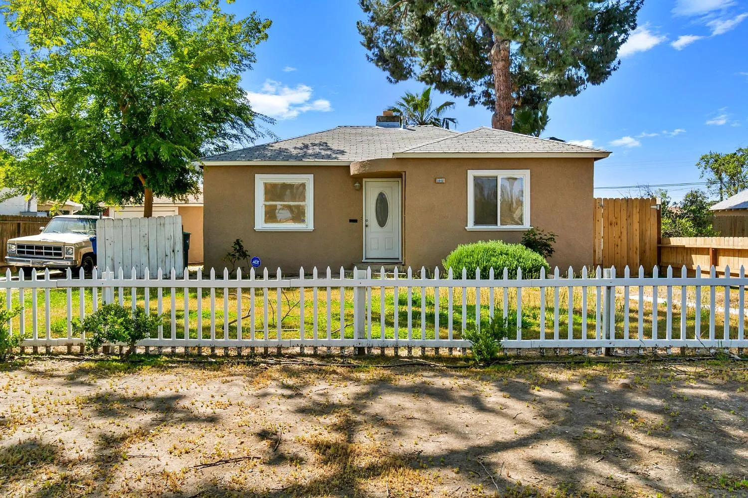 3040 E Normal Ave photo 1
