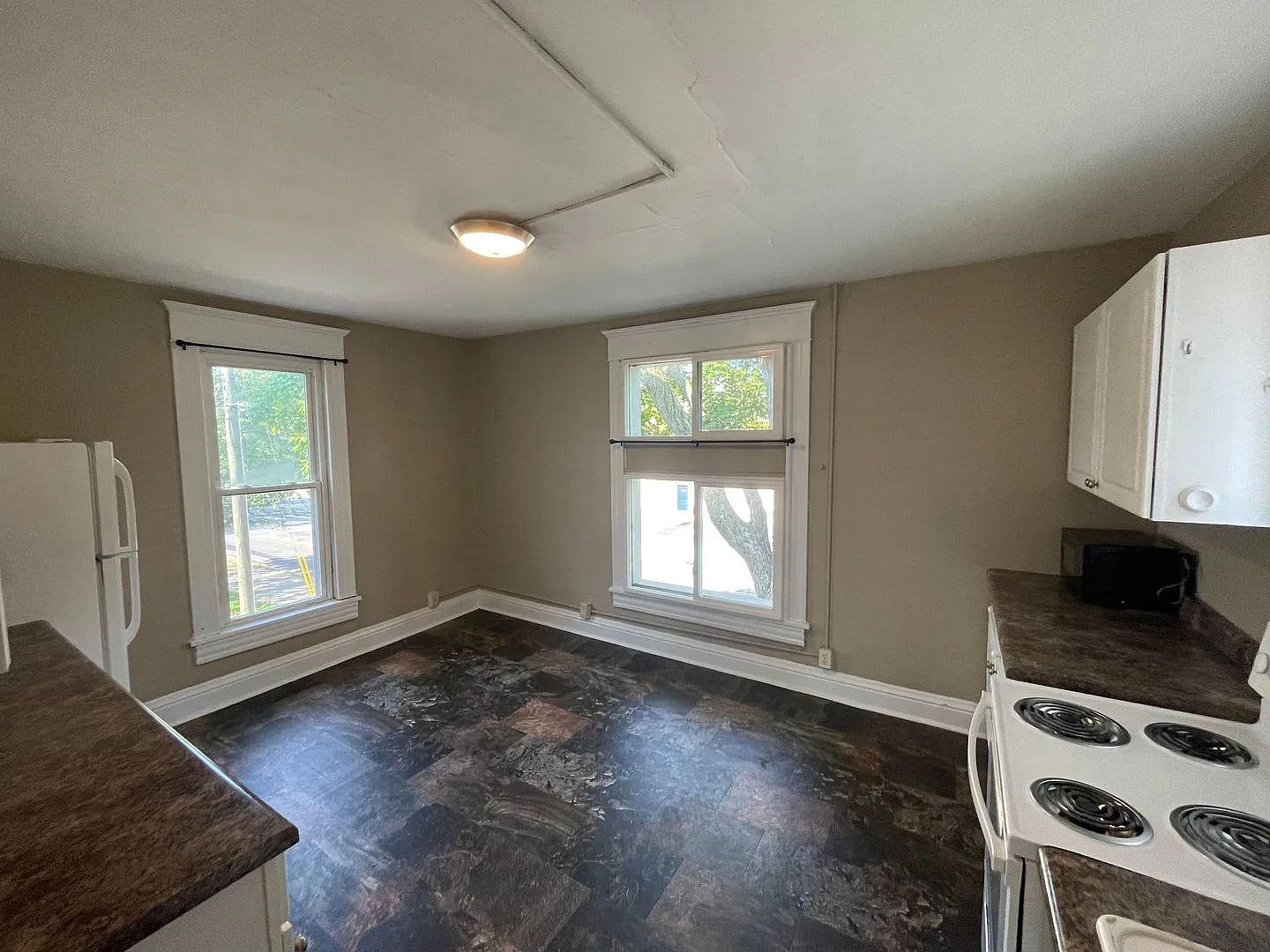 428 N Grant-Noremac — Photo 3