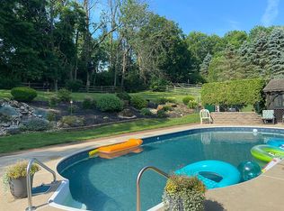 45 Fox Glove Ln, Reading, PA 19606