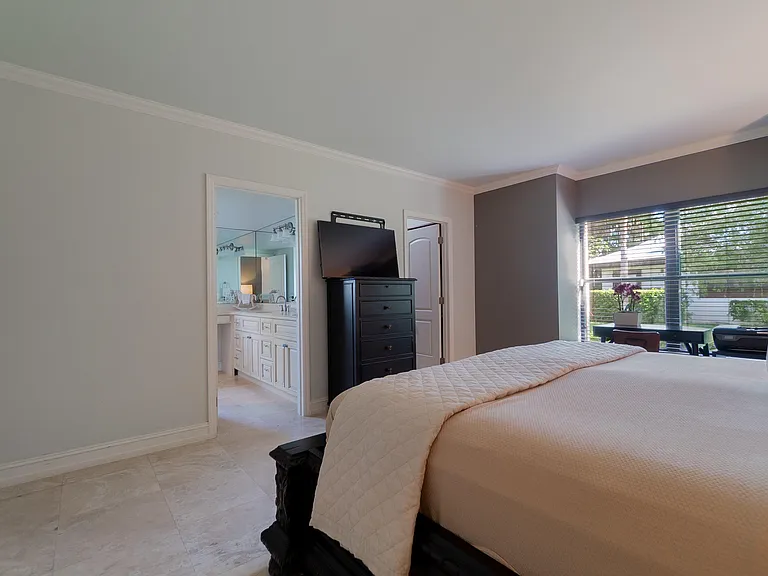 13400 Polo Rd W #104 — Photo 9
