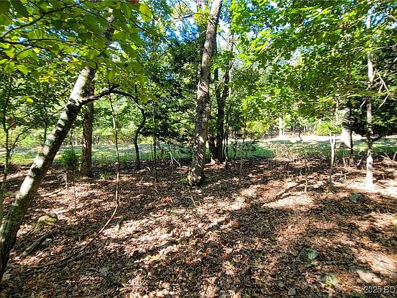 3rd image of 670 Grand Point Blvd