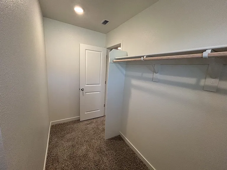 805 Congaree Ln — Photo 28