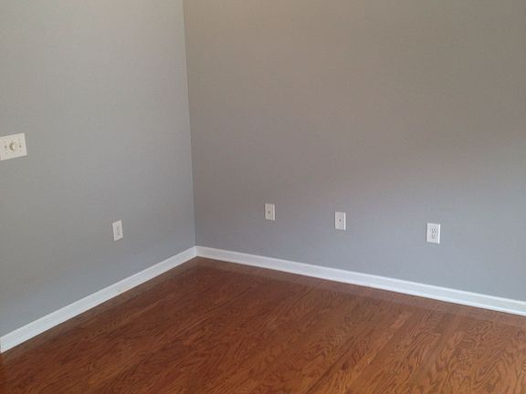 5th image of 2121 S Greenwood Dr APT 402