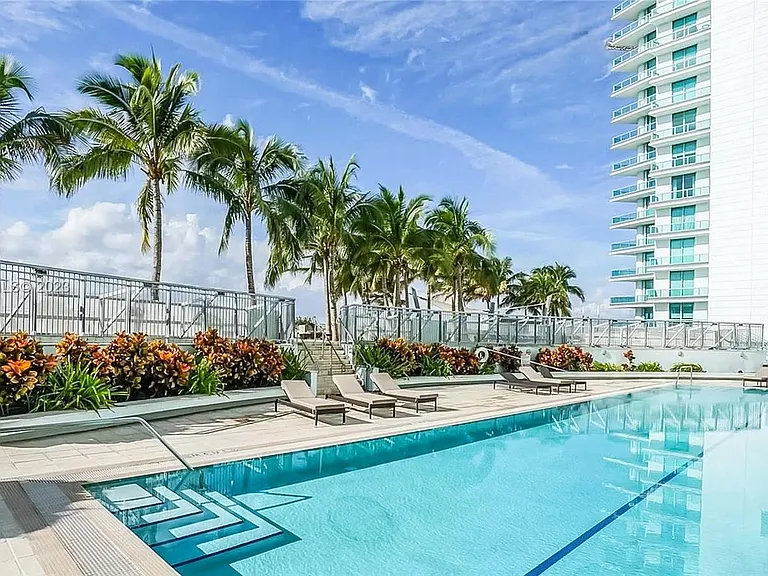 900 Biscayne Blvd #Penthouse 6205 — Photo 19