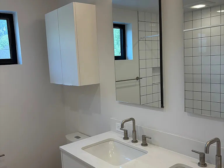 60 Anderson Dr #A — Photo 29