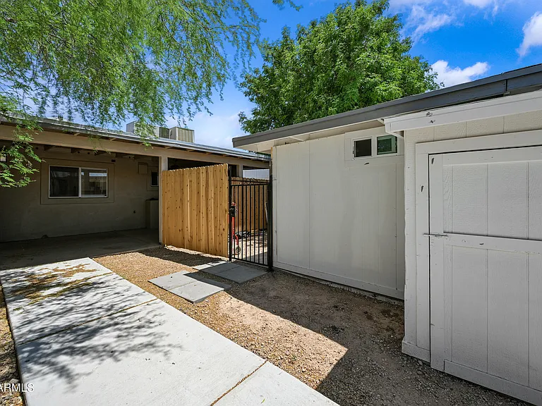 5833 W John Cabot Rd — Photo 18