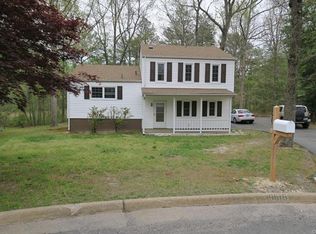 9615 Heather Rdg, North Chesterfield, VA 23237