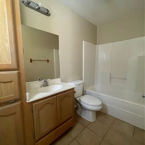 815 N Cross Ln #4 — Photo 8