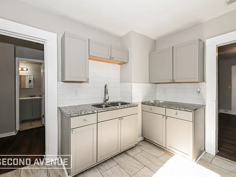 1548 W 23rd St — Photo 3